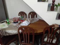 Table for sale condition is good