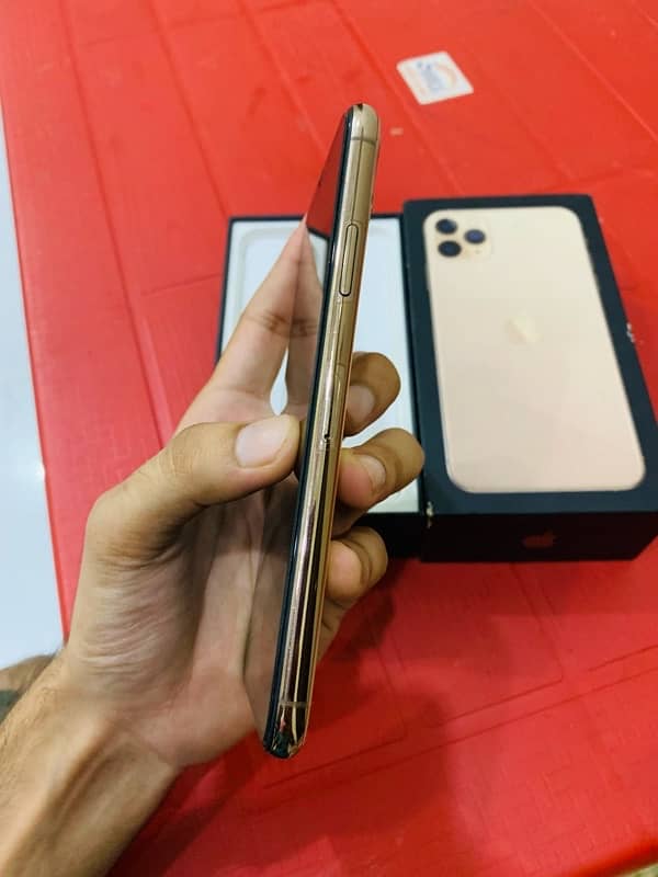 iPhone 11 pro max PTA Approved 2