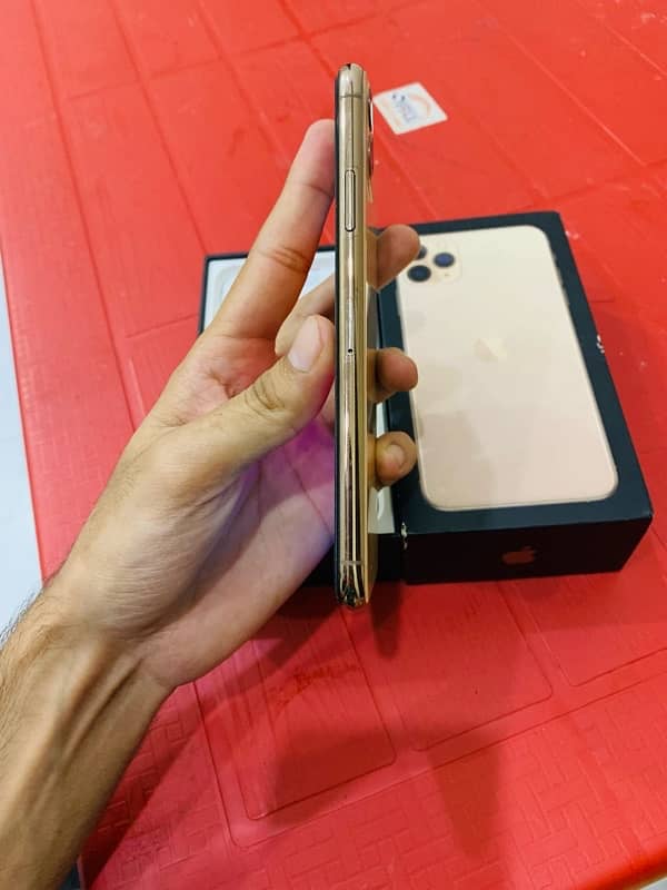 iPhone 11 pro max PTA Approved 6