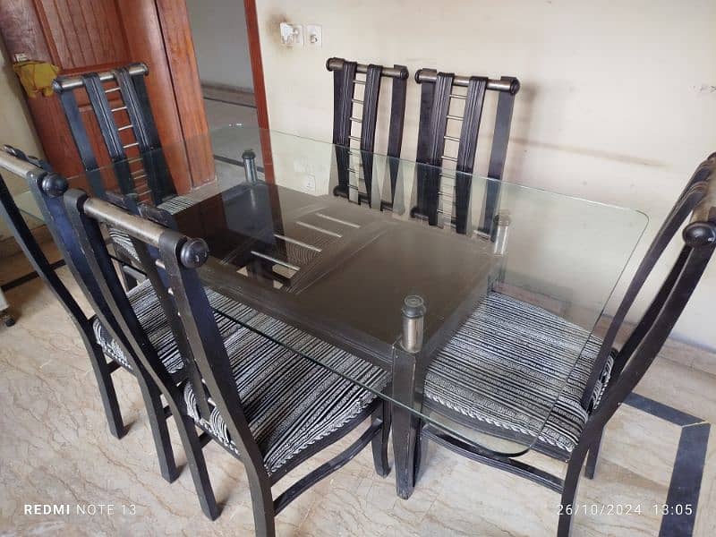 Dining Table with 6 Chairs 2