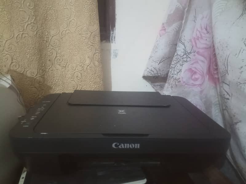 Canon PIXMA mg2570 0