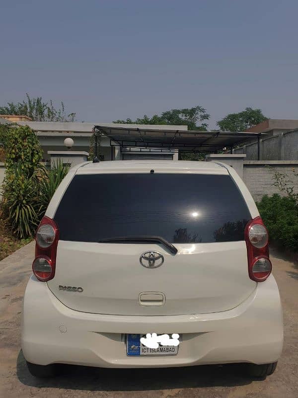 Toyota Passo 2011 2