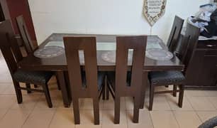 Dining table for sale