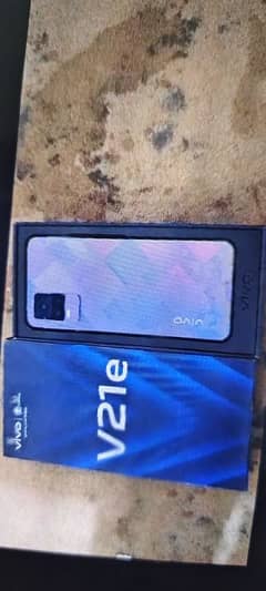 vivo V21e 8 GB 128 GB