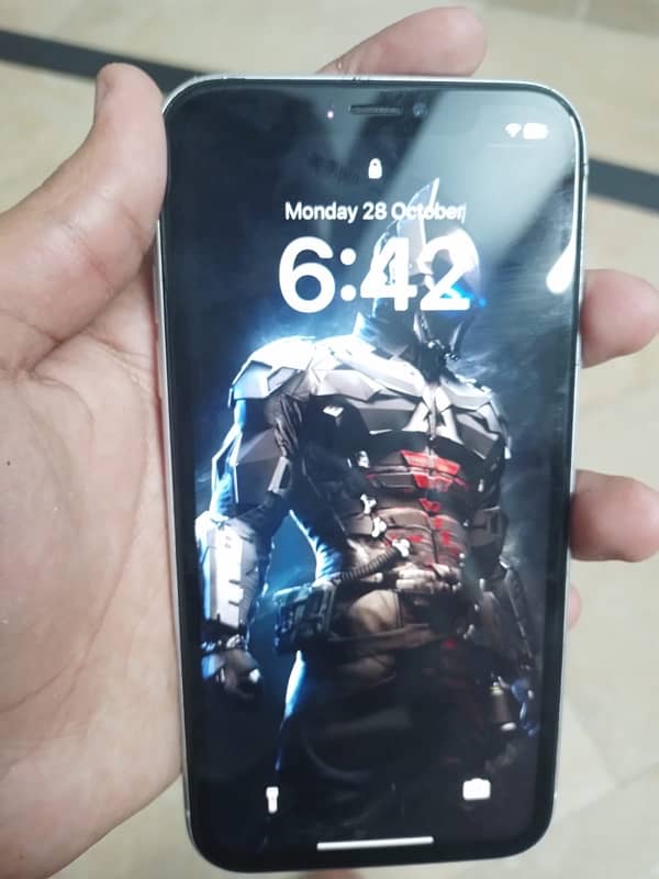 IPhone XR for sale JV 10/10 condition 5