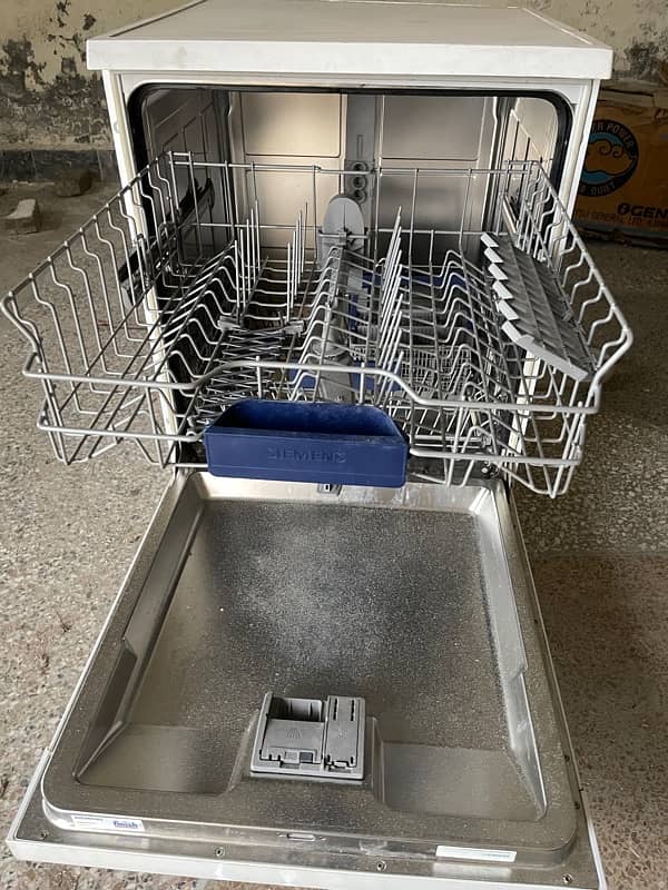 Dishwasher 2