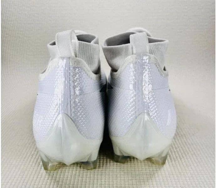 Nike Ghost Lace football shoes 2