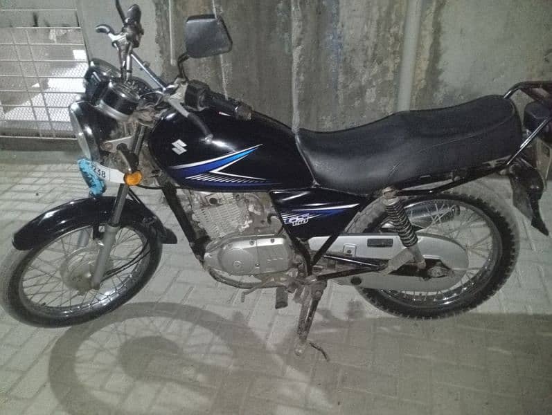 suzuki gs 150 for sell 3