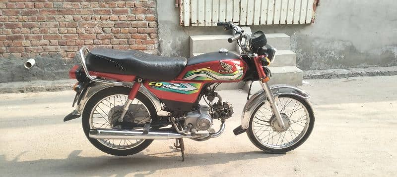 Honda CD70 1