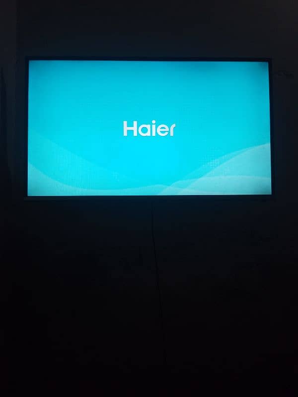 43 inch led Haier HD quality colors 1