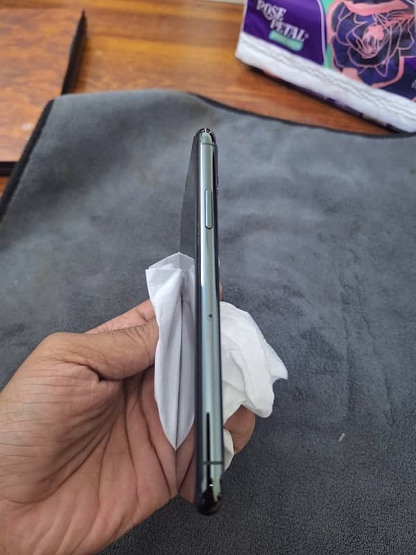 iphone 11 pro , 88 battery , Pta aprove 7