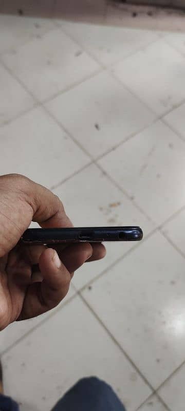 Samsung j4 plus. . . 2/16gb. . non pta 2