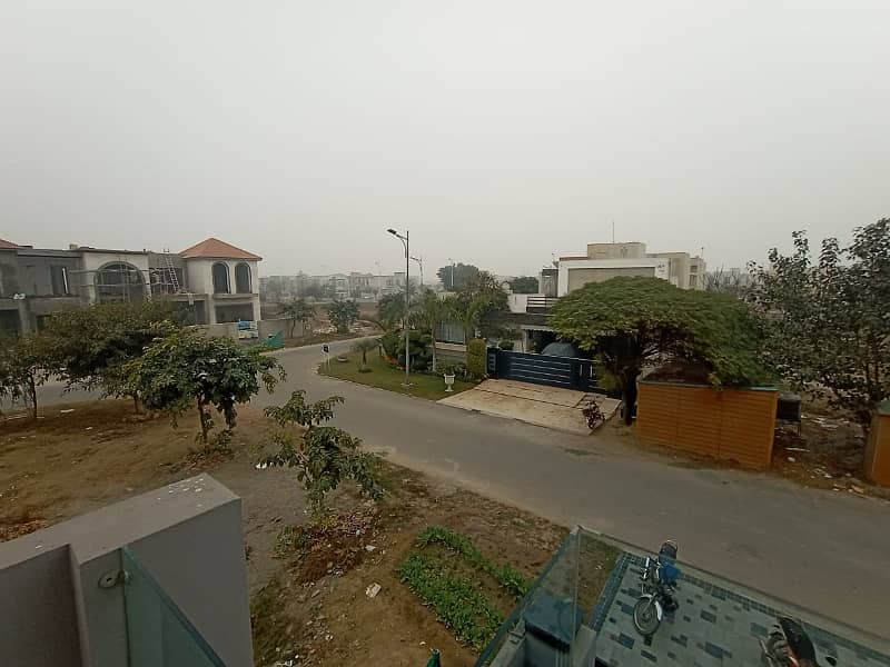 10 Marla Fully Renovated Bungalow On Top Location For Sale In DHA Phase 3 Lahore 26