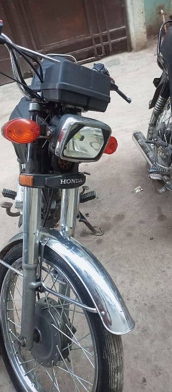 unique 125 2017 model karak sealed engine koi kaam nahi loo or chalao 6