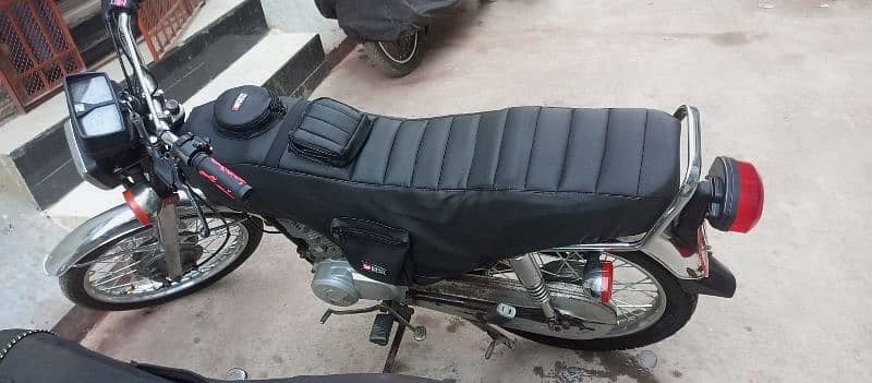 unique 125 2017 model karak sealed engine koi kaam nahi loo or chalao 8