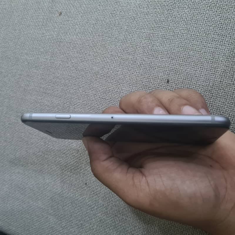 I PHONE 6 32GB SILVER 1