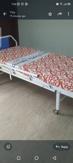 10/10 medical bed for sale. Iron manually working.