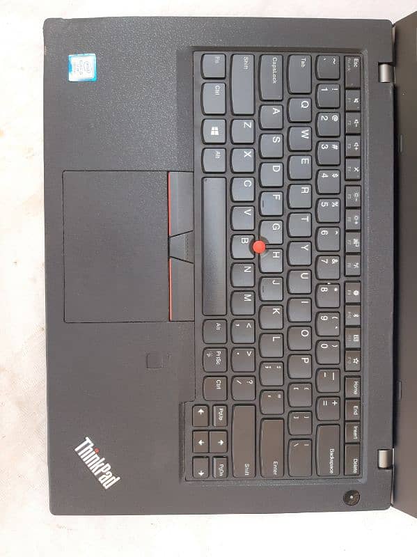 Lenovo ThinkPad Ultra Slim -  i5,   7th 6