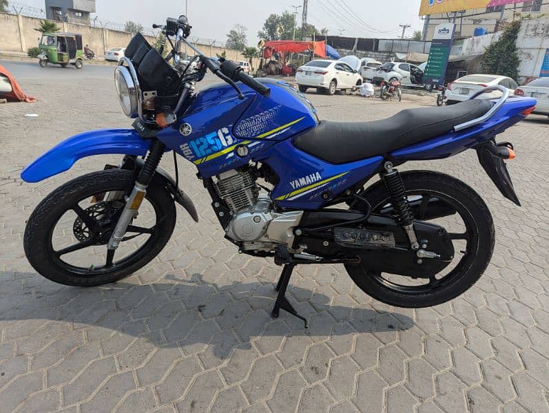 YBR 125G 7