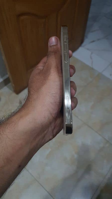 IPHONE 12 128GB 90% BATTERY NON PTA JV 4