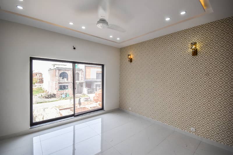 5 Marla Brand New Designer House For Sale In DHA Phase 9 Town 21