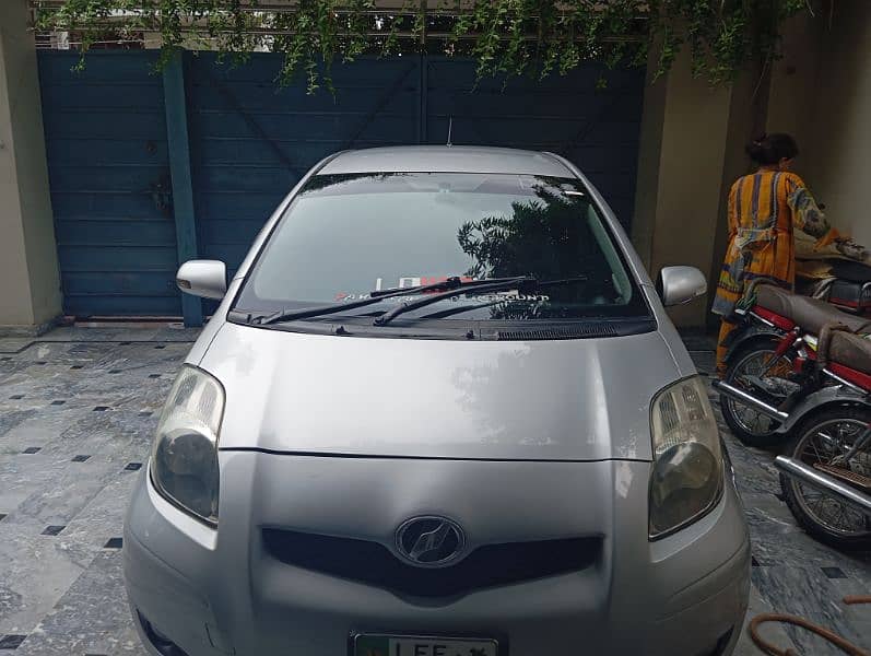 Toyota Vitz 2009 1