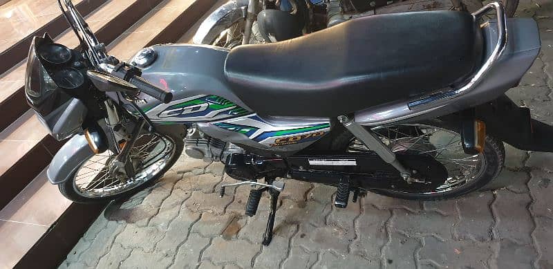 HONDA CD 70 DREAM OPEN LATER 2023 4