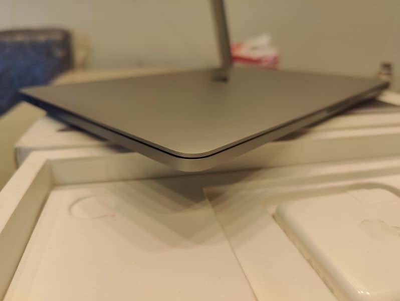 MacBook Pro M1 2020 4