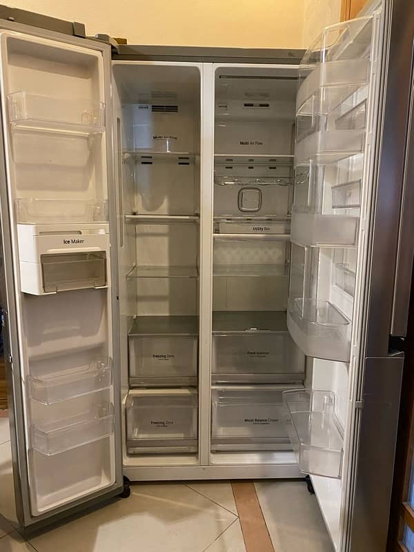 LG 2 Door (door in door) Refrigerator 4