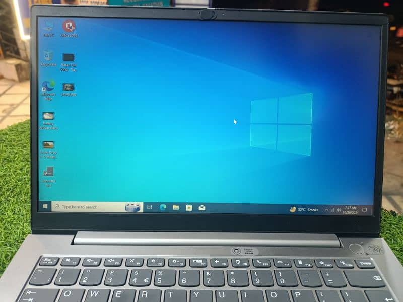 lenovo Thinkbook i5 11gen 2gb graphics card 4