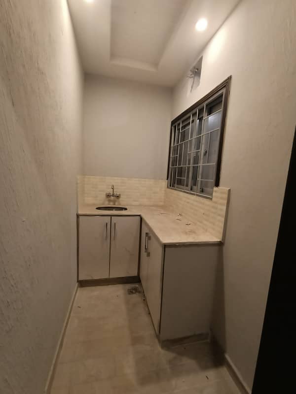 Apartment for rent bachelor plus family brand new 11