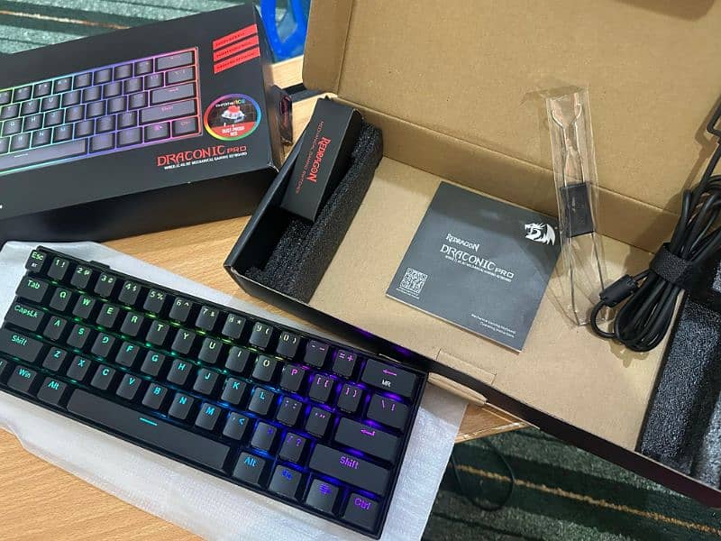 Redragon k350 RGB wireless mechanical lightning Keyboard 3