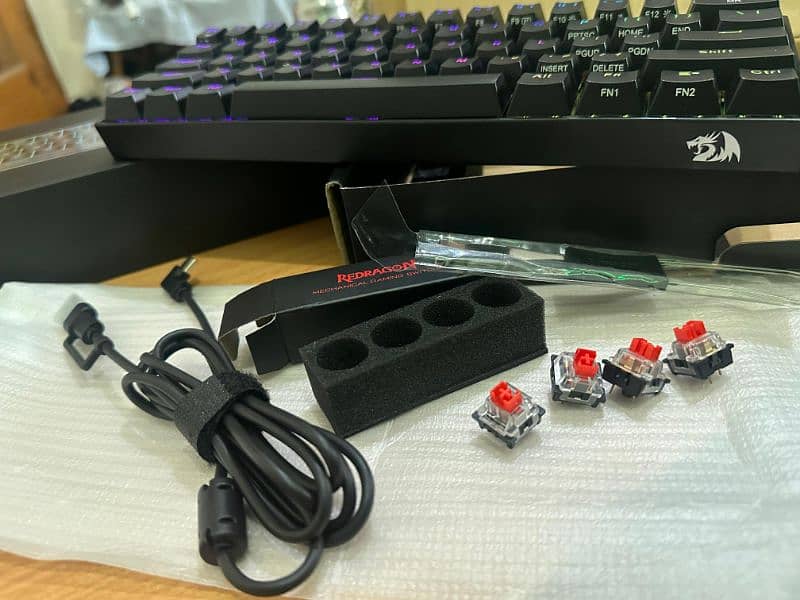 Redragon k350 RGB wireless mechanical lightning Keyboard 5