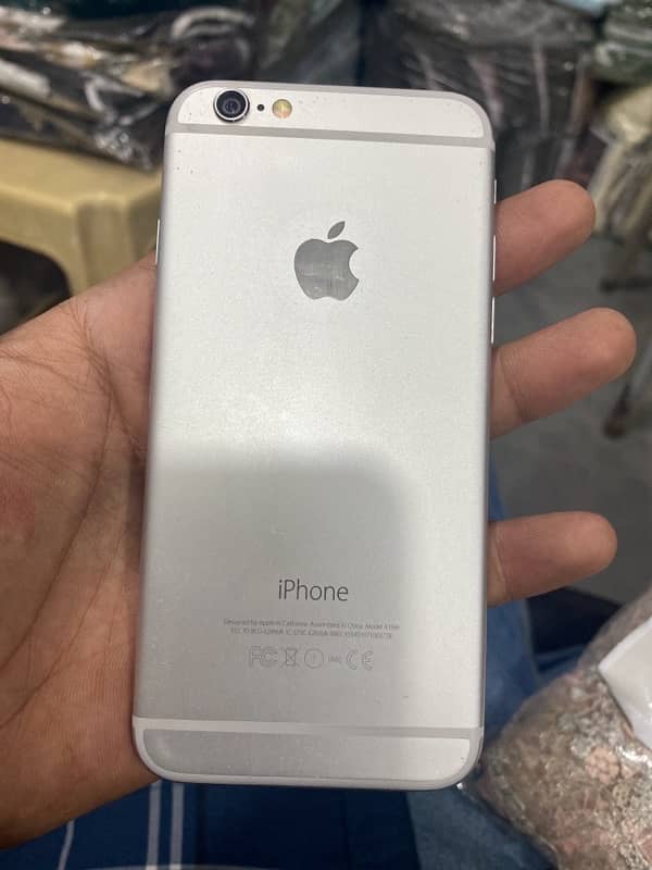 iphone 6 16gb silver color pta Approve 1