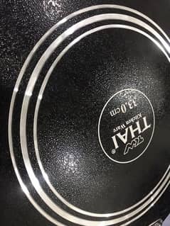 non stick marble  pan new condition 0