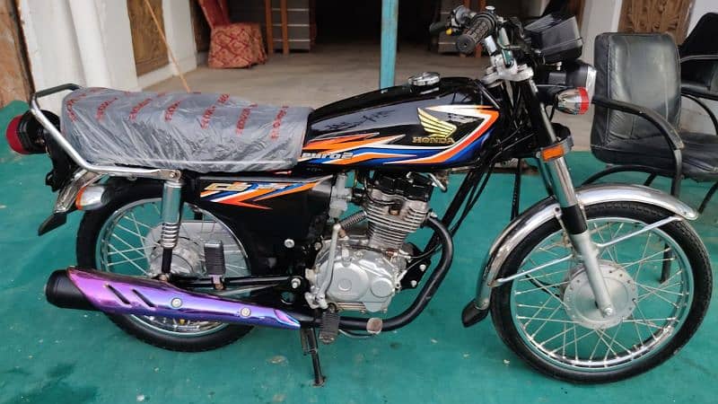 CG honda 125 dadu num 2017 1