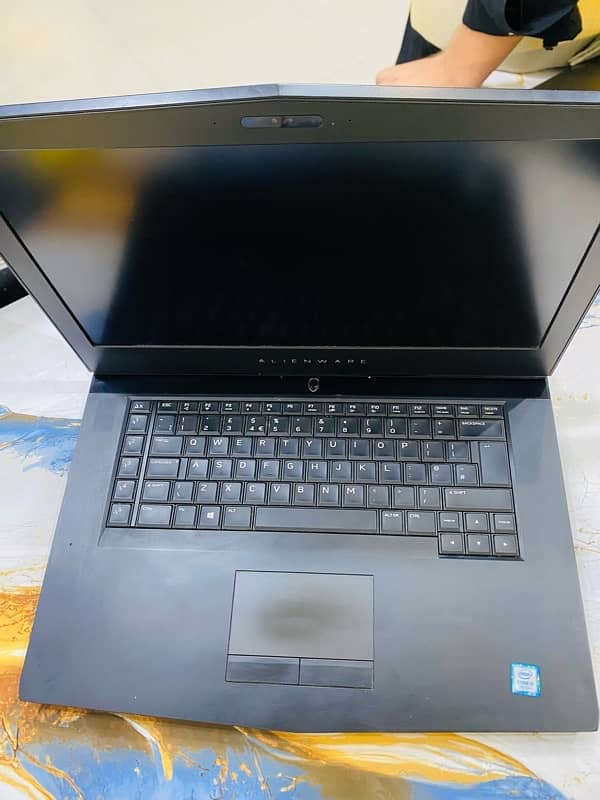 alienware gaming laptop 1