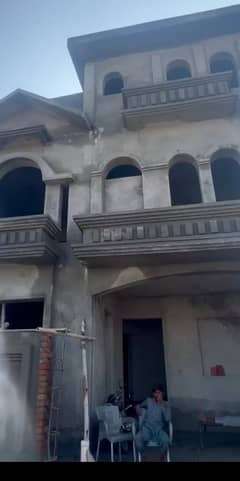 8 mrle grey structure for sale Faisal town beautiful location