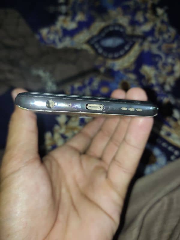 OPPO RENO 6 BACK CRACK HAI BILKUL TOTI HOI BAQI OK COMPLETE BOX SATH 4