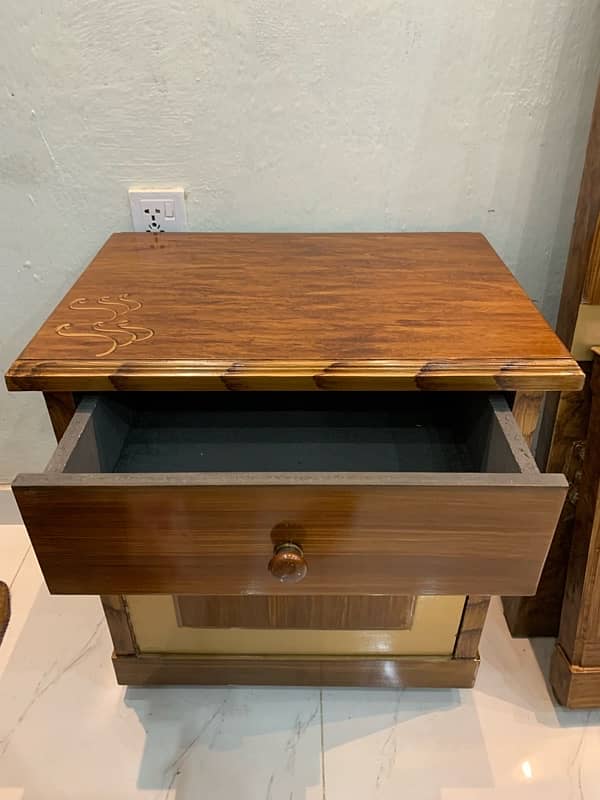 Braned Wooden Furniture for Sale WhatsApp par message karo 03074398012 5