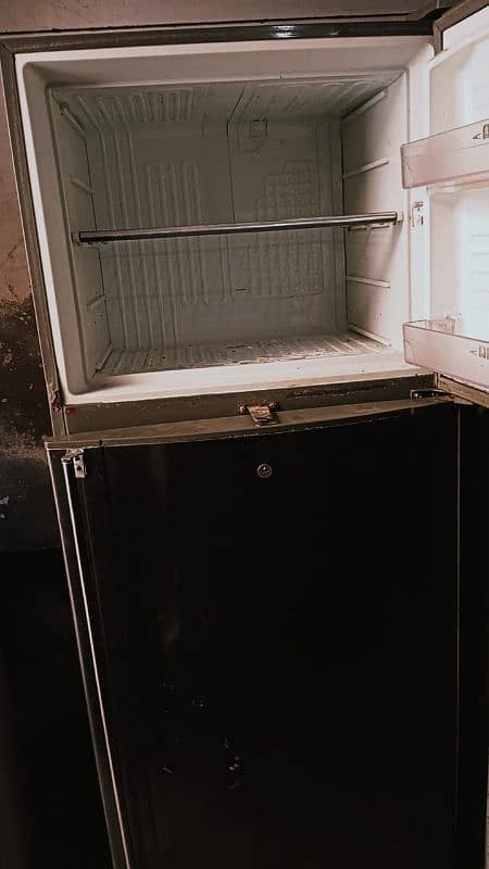 Dawlance refrigerator for sale 3