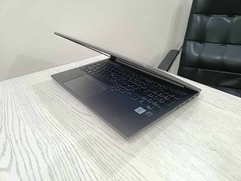 Hp Zbook firefly 15 g7 core i7 10th gen hexacore 4gb Nvidia 15.6 1080p 7