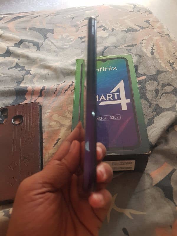 infinix smart 4 with box 4