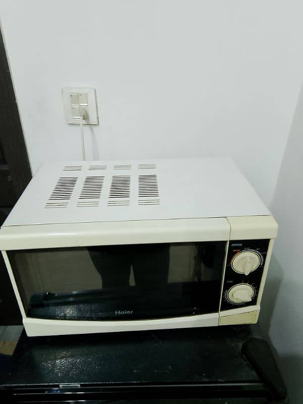 Haier 20L microwave oven for sale used 3