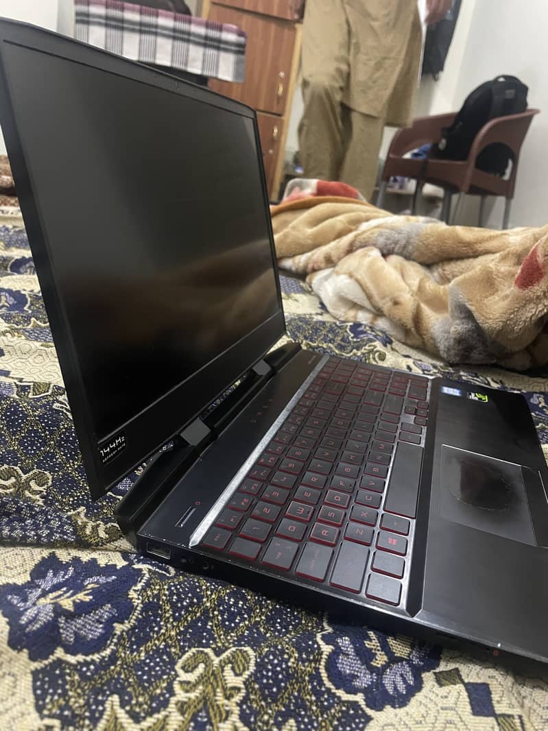 Gaming laptop for sell. . . I7 8th gen with gtx 1060 6gb . . . read ad. 3