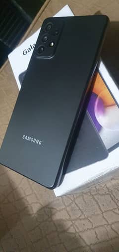 Samsung Galaxy A72 luch condition . with Box & 45w charger