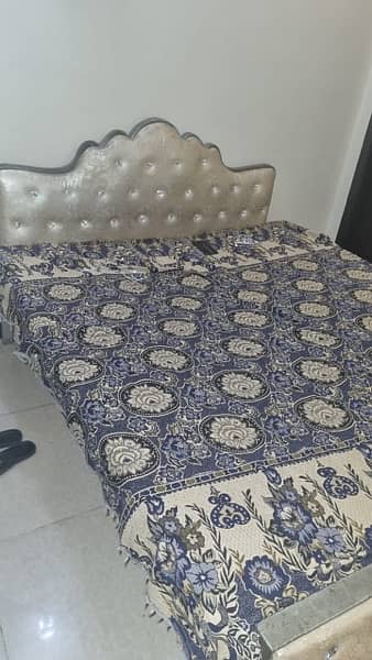 bed without mattress 1