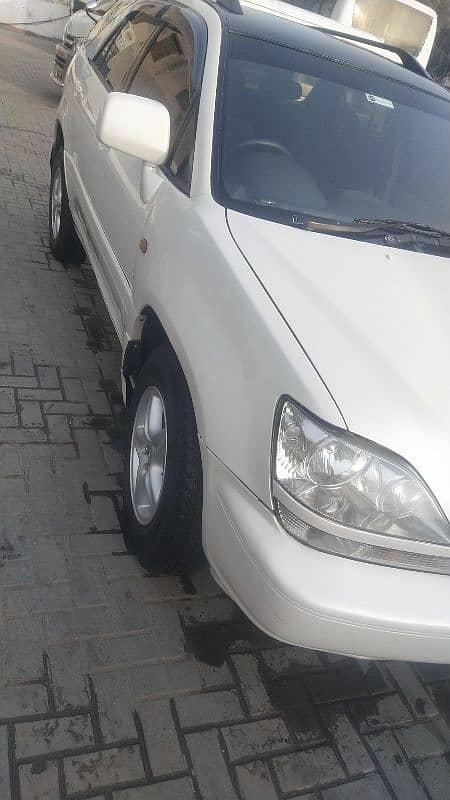 Toyota Harrier Lexus 3