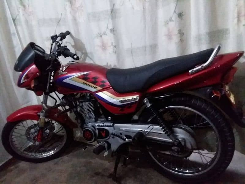 Deluxe 125 genuine condition 6