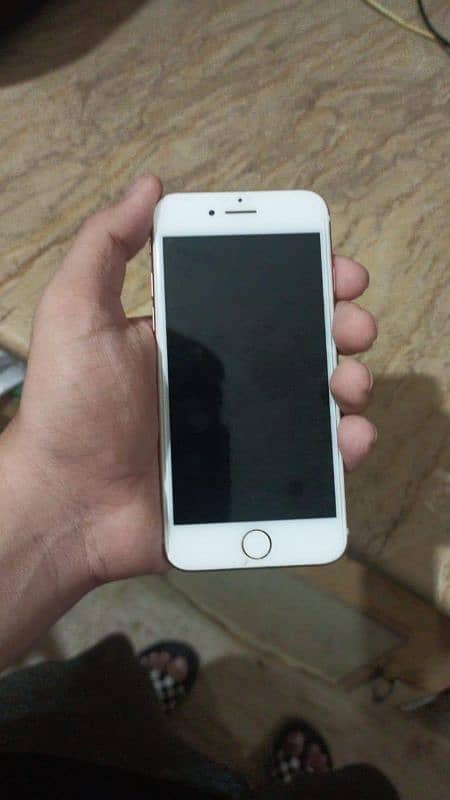 IPhone 7 non pta  number: 03158417058 1